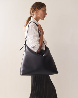 Large Daisy Bag: Navy
