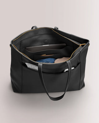 Easy Voyager Bag