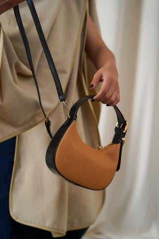 CALILO CROSSBODY BAG